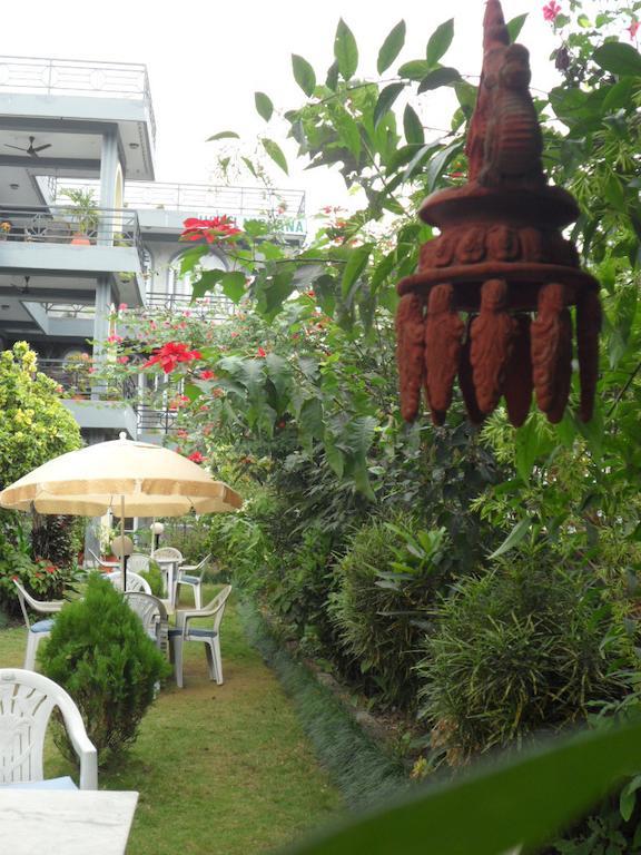 Hotel Nirvana Pokhara Exterior photo